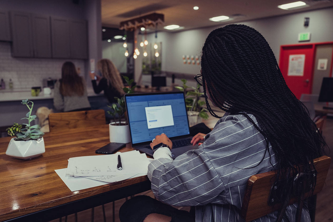 宝鸡网站设计怎么才更吸引用户?